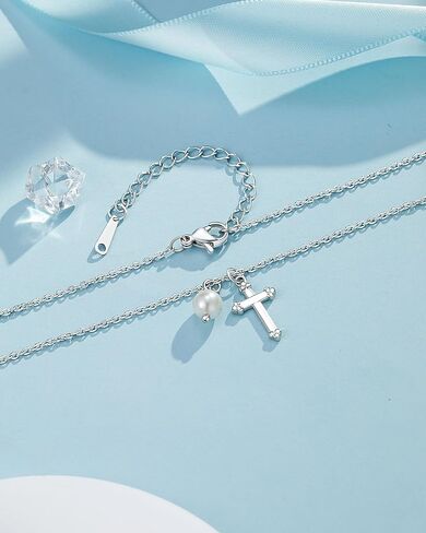 قلادة صليب اللؤلؤ للفتيات - المناولة الأولى، هدايا عيد ميلاد تأكيد المعمودية للفتيات in Kuwait