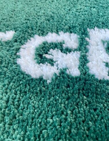 سجادة العشب الرطب - سجادة Hypebeast معنقدة - مصنوعة يدويًا ومميزة - 32 * 20 بوصة (80 * 50 سم) - ديكور غرفة Hypebeast - سجادة بيضاء أوف وايت - سجادة بابي جمالية - سجادة Luxape in Kuwait