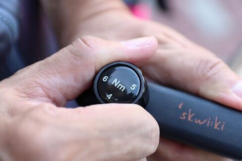 مفتاح عزم دوران الدراجة قابل للتعديل من سكويكي - قرص 4، 5، 6 نانومتر، يتضمن 3، 4، 5 مم سداسية وT 25، أداة دراجة عالية الجودة لدراجات الطرق والجبال، إصلاح وصيانة in Kuwait