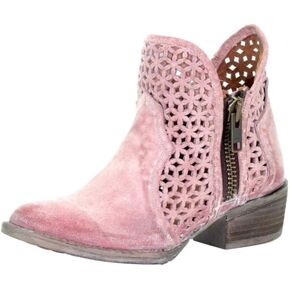 حذاء سيركل جي نسائي من كورال ذو فتحة دائرية ومقدمة مستديرة وردي 7 M in Kuwait