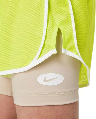 شورت التدريب Dri-FIT Tempo 2 في 1 من نايكي للفتيات (أخضر ذري) مقاس XL in Saudi Arabia