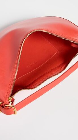حقيبة كروس صغيرة للنساء من Madewell Essentials Crescent in Saudi Arabia