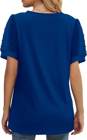 تي شيرت نسائي صيفي 2023 بأكمام قصيرة ورقبة على شكل V تي شيرت سويسري دوت وأكمام منتفخة تي شيرت فضفاض غير رسمي in Kuwait