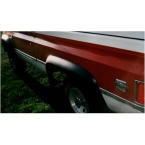 Bushwacker Extend-A-Fender مشاعل الحاجز الخلفي الممتدة | طقم مكون من قطعتين، أسود، لمسة نهائية ناعمة | 40018-11 | يناسب 1981-1991 بليزر؛ 1987 شيفروليه آر 20 in Kuwait