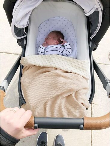 Baby Blanket for Boys and Girls, Muslin Receiving Swaddle Blanket with Dotted Backing for Newborn Infant Toddler, Soft & Breathable- 30"*40" (Green) in Saudi Arabia