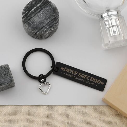 هدايا عيد الأب للأب من الابنة، هدايا عيد الأب للأب، سلسلة مفاتيح للأب، هدايا للأب من الابنة، الابنة، هدايا عيد الميلاد للأب - أنا أحب وأحتاجك يا أبي in Kuwait