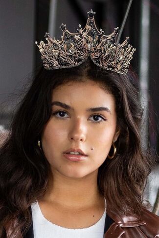 تيجان الملكة السوداء الباروكية للنساء، تيجان زفاف سوداء من حجر الراين للنساء، تيجان الزفاف، تاج أسود كريستال الأميرة تاج للحفلات الراقصة ومهرجان الموسيقى، تاج عيد الميلاد، إكسسوارات قوطية in Kuwait