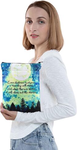 حلقات رواية كم كتاب هدايا عاشق الأدبية حتى الظلام يجب أن يمر يوم جديد سيأتي حلقات غلاف الكتاب حامي الكتاب (حتى الظلام) in Kuwait