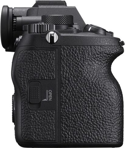 Sony a7 IV Mirrorless Camera ILCE-7M4/B, 4K Monitor, Rode VideoMic, 2 x 64GB Memory Card, Bag, 3 x NP-FZ100 Compatible Battery, Card Reader, LED Light, Corel Photo Software, and More in Saudi Arabia