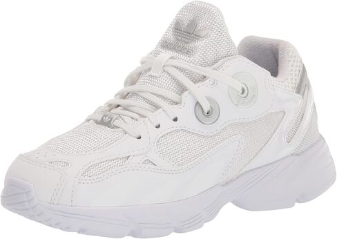 adidas Originals Unisex-Child Astir Sneaker in Saudi Arabia