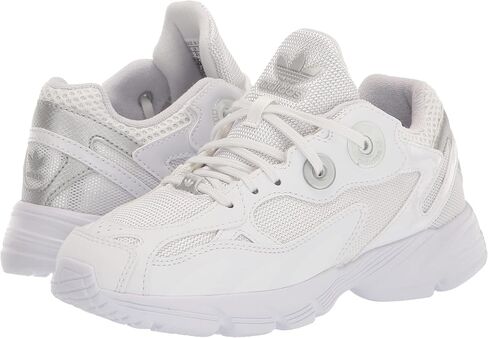 adidas Originals Unisex-Child Astir Sneaker in Saudi Arabia