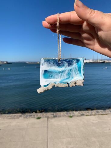 Seashore State Christmas Ornament, Ocean and Beach Inspired Decor for Home and Office Resin Ornament with Real Sand (California) in Saudi Arabia