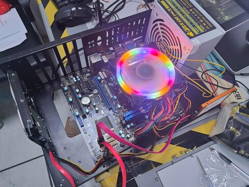 حامل هيكل مفتوح للكمبيوتر الصناعي ATX كرف اللوحة الأم جهاز تعدين تشفير Bitcoin Miner in Kuwait