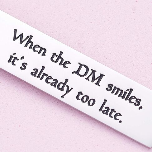 هدايا التنين سلسلة مفاتيح لطيفة عندما يبتسم سيد الزنزانة لقد فات الأوان بالفعل Dnd Gifts هدية التنين الماجستير (عندما يبتسم سيد الزنزانة فقد فات الأوان بالفعل) in Kuwait