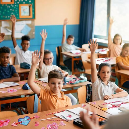 Nabance 30 حزمة من أقلام الرصاص لبطاقات عيد الحب للأطفال في الفصول الدراسية، مجموعة أقلام رصاص قرطاسية لعيد الحب للأطفال وهدايا تبادل الحفلات وجائزة الفصل الدراسي in Kuwait