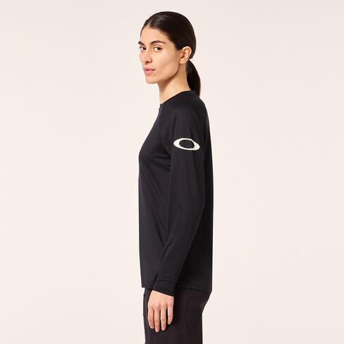 Oakley Woman Shirt, Black in Saudi Arabia