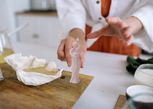 3D Hugging Abstract Human Body Scented Candle Silicone Mold DIY Embracing Couples Mother and Child Fondant Cake Handmade Soap Plaster Epoxy Resin Mould for Anniversary Valentine's Day Gift in Saudi Arabia