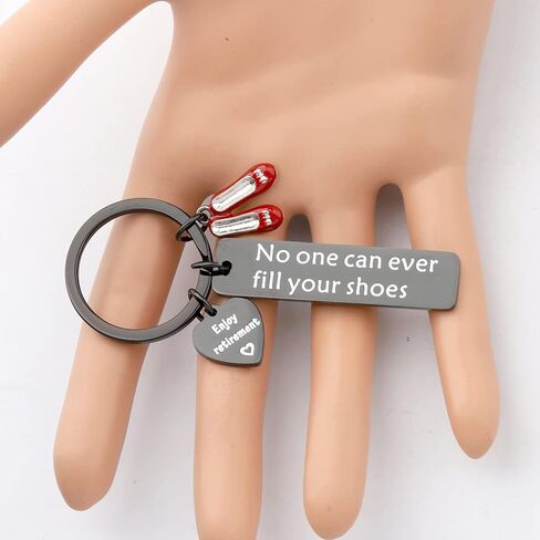 استمتع بسلسلة مفاتيح التقاعد التي لا يمكن لأحد أن يملأها هدية التقاعد الخاصة بك in Kuwait