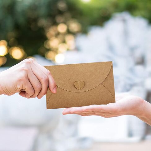 24 Pcs Vintage Kraft Gift Card Envelopes, Gift Card Envelopes Craft Photo Envelopes Gift Card Holders Mini Seed Envelopes with Heart Shaped Clasp, for Gift Cards, Business Cards (6.89 x4.33 inch) in Kuwait