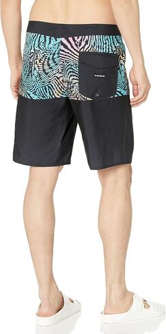 Quiksilver Men's Standard Everyday Division 20 Boardshort Swim Trunk in Saudi Arabia