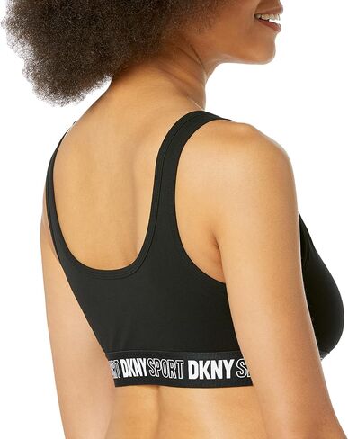 حمالة صدر رياضية للنساء من DKNY تدعم أداء اليوغا والجري in Saudi Arabia
