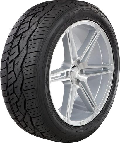 Nitto NT420V 315/30R22 107W XL in Saudi Arabia