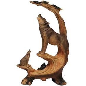 شخصية منحوتة من البوليستون مرسومة يدويًا على شكل ذئب وجرو in Kuwait