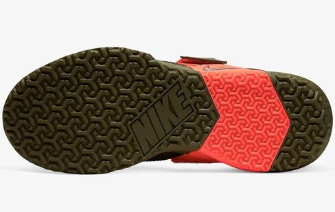 حذاء التدريب الرياضي Metcon للرجال من Nike (12، أسود/أسود/زيتوني/برتقالي) in Saudi Arabia