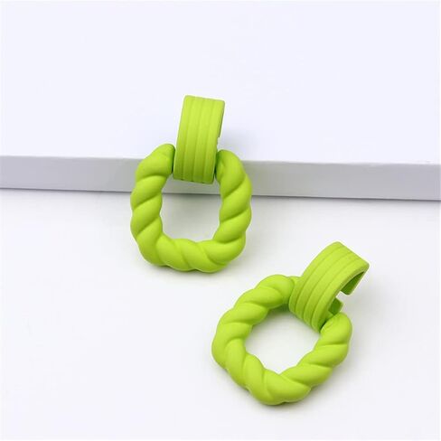 أقراط متدلية مستطيلة من الأكريليك ملتوية هندسية مربعة مستديرة أقراط متدلية للنساء والفتيات مجوهرات 4 قطع in Kuwait