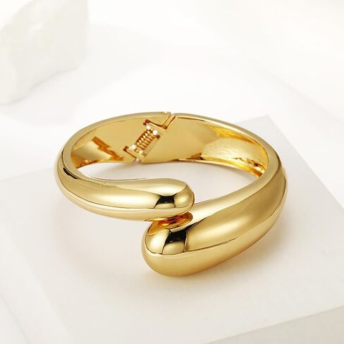 Gold Bangle Bracelets Cuff Bracelets for Women Trendy Statement Minimalist Wide Chunky Bangle Bracelets for Women Hinge Gold in Saudi Arabia