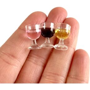 Miniature Kitchen Wine Glass, 1/12 Red White and Rose Resin Wine Glass, Dollhouse Kitchenware, Dollhouse Kitchen Decoration Glass (4PCS)