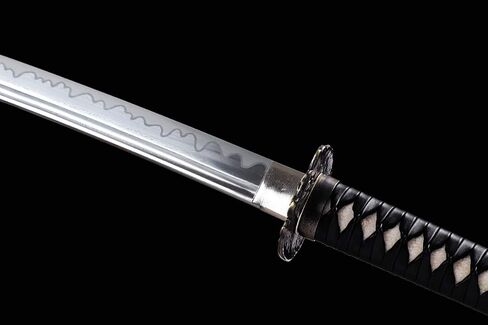 Handmade Katana Sword 41 Inches Fully Hand Forged Damascus Folded Steel Japanese Samurai Sword Full Tang Real Sharp Blade in Saudi Arabia