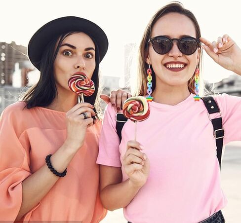 أقراط فخر للنساء والرجال أقراط متدلية بألوان قوس قزح على شكل قلب ونجمة قوس قزح مجموعة أقراط متدلية الحب يفوز مجوهرات فخر للنساء والفتيات والرجال (أ) in Kuwait