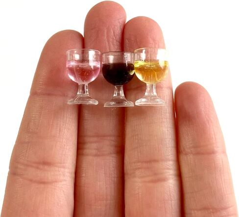 Miniature Kitchen Wine Glass, 1/12 Red White and Rose Resin Wine Glass, Dollhouse Kitchenware, Dollhouse Kitchen Decoration Glass (4PCS) in Saudi Arabia