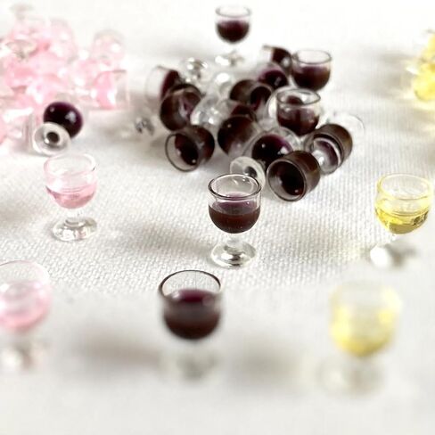 Miniature Kitchen Wine Glass, 1/12 Red White and Rose Resin Wine Glass, Dollhouse Kitchenware, Dollhouse Kitchen Decoration Glass (4PCS) in Saudi Arabia