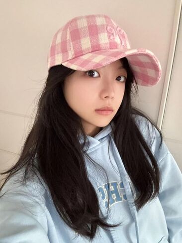 Cute Bow Embroidered Checkered Hat Women's Sunshade Hat Baseball Hat Retro Golf Hat Running Hat Caps Baseball Cap in Saudi Arabia