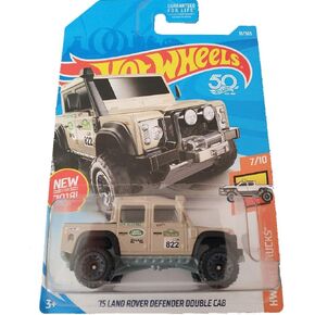 Hot Wheels 15 Land-Rover Defender Double Cab 7/10 HW Hot Trucks (31/365)
