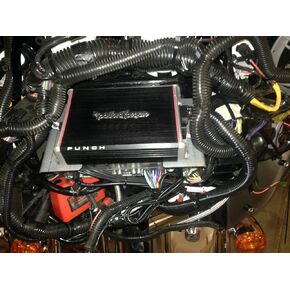 Amp Mount Kit Fits Harley Davidson Wiring Kit and Amplifier Mount fits Batwing Bikes with aftermarket and Stock radios for Rockford Fosgate PBR400X4D or PBR300x2 or PBR300x4 amps