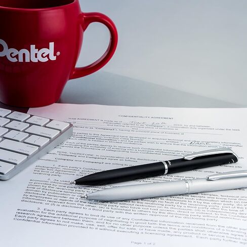 قلم Pentel Energel Style مع عبوتين - قلم تنفيذي متوسط ​​الخط 0.7 مم - قلم Pentel جل رولربال قابل لإعادة الملء - قلم فاخر مع صندوق هدايا مبطن بالمخمل - برميل أسود in Saudi Arabia