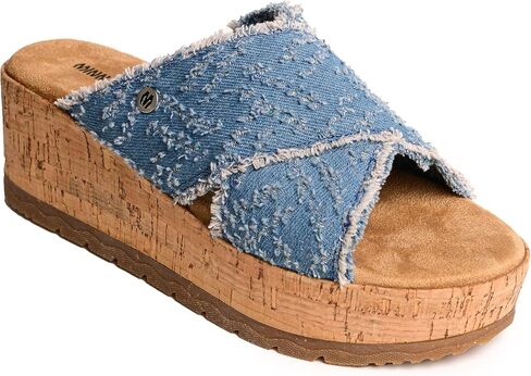Minnetonka Women's Posey Sandal in Saudi Arabia
