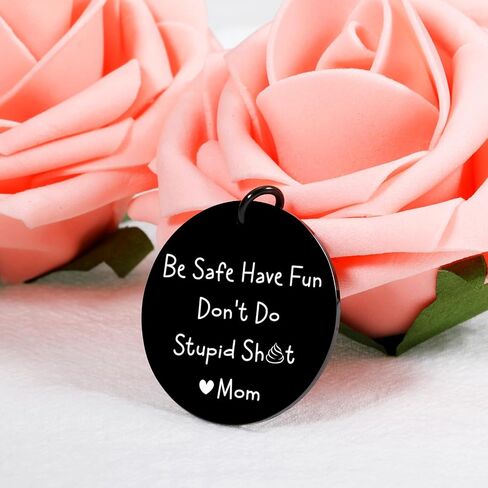 كن آمنًا، استمتع بالمرح، لا تفعل غبي St Love Mom Keychain لابن ابنة، هدايا عيد الحب للمراهقين، الأولاد والبنات، تخزين المواد، هدايا التخرج لعيد الميلاد له، هدايا سخرية للسائق الجديد in Saudi Arabia