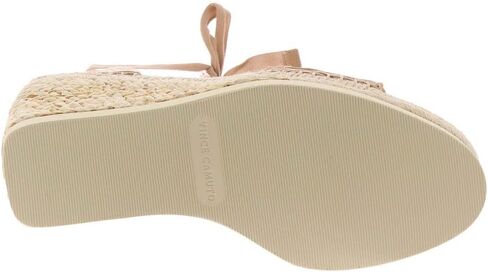صندل نسائي من Vince Camuto Bryleigh ذو نعل سميك مفتوح عند الأصابع in Kuwait