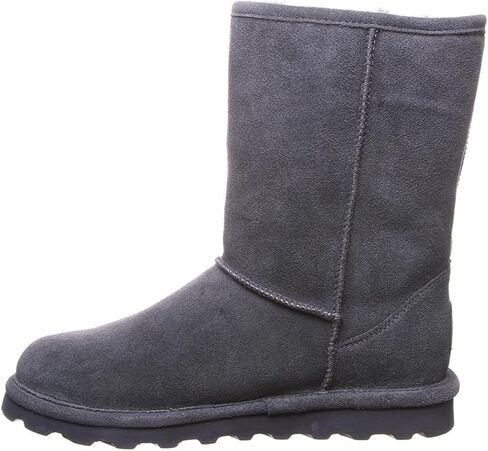 BEARPAW نسائي هيلين متعدد الالوان | بوت نسائي كلاسيكي من جلد الغزال | حذاء سهل الارتداء للنساء | حذاء شتوي مريح in Kuwait