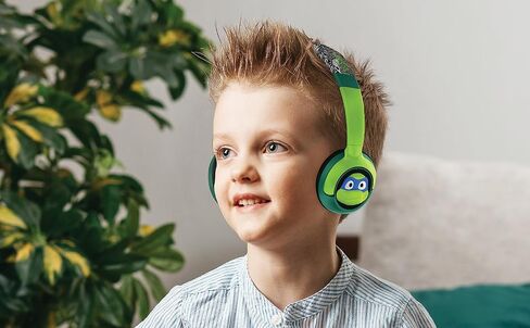 eKids Teenage Mutant Ninja Turtles سماعات بلوتوث للأطفال، سماعات رأس لاسلكية مع ميكروفون تتضمن سلك Aux، سماعات رأس للمدرسة، المنزل، أو السفر in Saudi Arabia