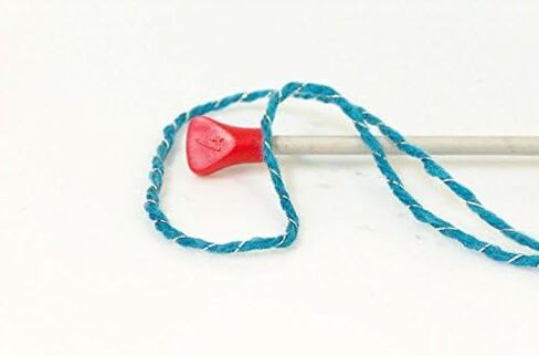 (1) 100 جرام من خيوط ماجيك جليتز بلوز باللون الأسود والفضي المعدني ذاتي الشريط DK in Kuwait