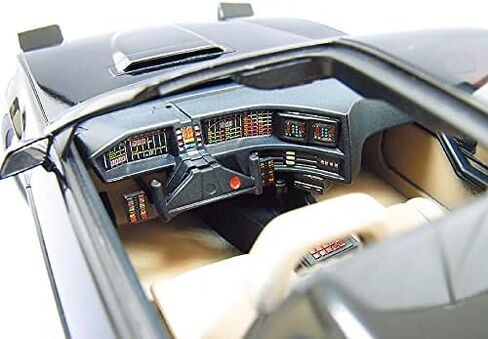 أوشيما نايت رايدر: نايت 2000 KITT الموسم 1 1:24 مجموعة نماذج مصغرة in Saudi Arabia