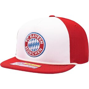 Bayern Munich - Avalanche Snapback Flat Peak Hat in Kuwait