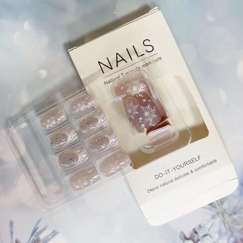 ضغط الشتاء على الأظافر ندفة الثلج الأظافر وهمية، LPOODDNU عيد الميلاد اضغط على الأظافر متوسطة مربعة الأظافر كاذبة لامعة فضية لامعة الغراء على الأظافر لطيف الشتاء عيد الميلاد عصا على الأظافر متوسطة للنساء، 24 قطعة in Kuwait