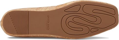 حذاء باليه مسطح للسيدات من Gentle Souls من Kenneth Cole بإبزيم بحار in Kuwait