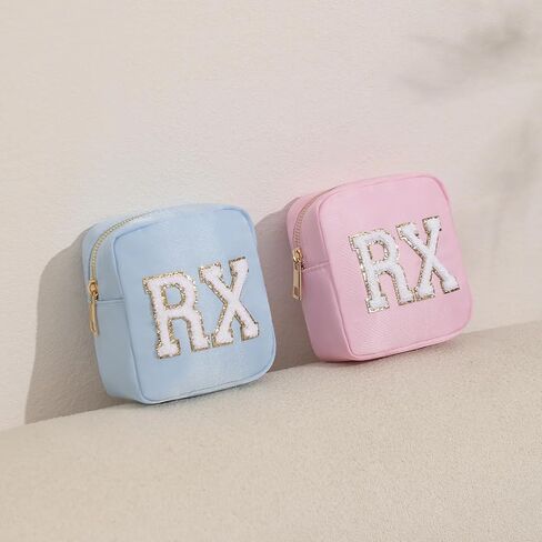 حقيبة مستحضرات التجميل الصغيرة المخصصة من النايلون Rx من uekeboag، حقيبة طبية لطيفة على شكل حروف من الشانيل مع سحاب، حقيبة فيتامين سفر للمكياج للنساء والفتيات (01Sand) in Saudi Arabia